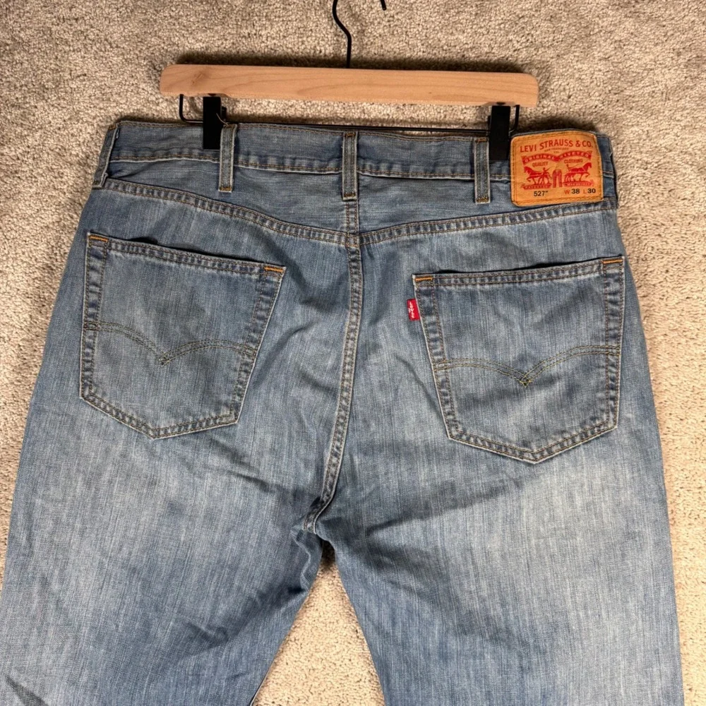 Levi 527 Men's 38x30 Medium Wash Denim Bootcut Jeans Cotton
